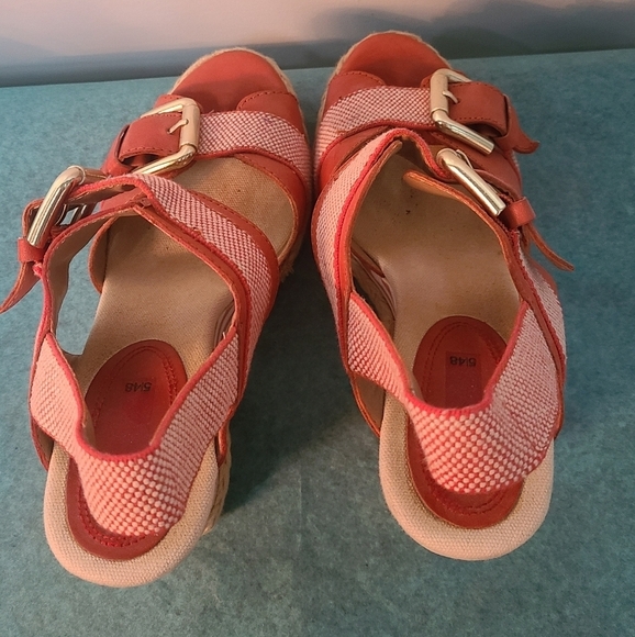 5/48 "Cathy" Open Toe Wedges - Picture 8 of 13